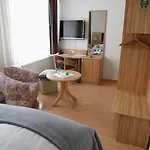 Wildunger Hof Mit Gemeinschaftskueche Ξενοδοχείο 3*