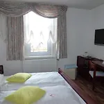 Ξενοδοχείο Wildunger Hof Mit Gemeinschaftskueche 3*