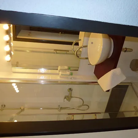 Отель Wildunger Hof Mit Gemeinschaftskueche 3*