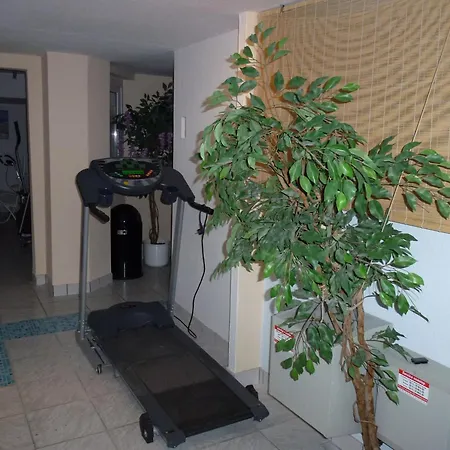 Отель Wildunger Hof Mit Gemeinschaftskueche 3*