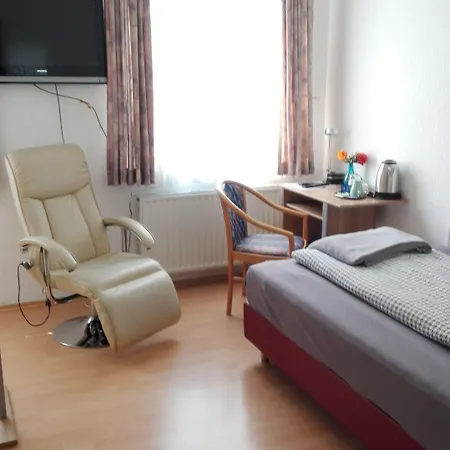 Отель Wildunger Hof Mit Gemeinschaftskueche Бад-Вильдунген